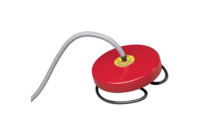 Animal Feeders & Waterers