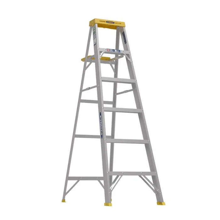Werner 6 ft. H Aluminum Step Ladder Type II 225 lb. cap.