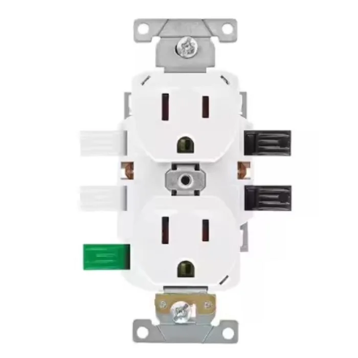 Leviton Lever Edge 15 amps 125 V White Outlet 10 pk