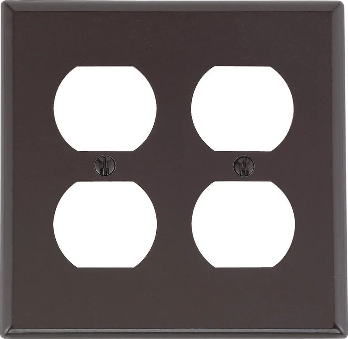 Leviton Brown 2 gang Plastic Duplex Wall Plate 1 pk
