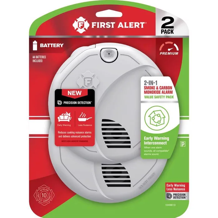First Alert Wireless Interconnect Battery-Powered Photoelectric Smoke and Carbon Monoxide Combinatio