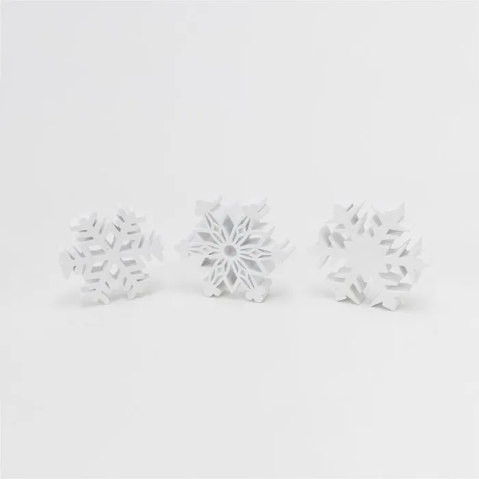 Gerson White Holiday Snowflakes Ornaments (Pack of 6)