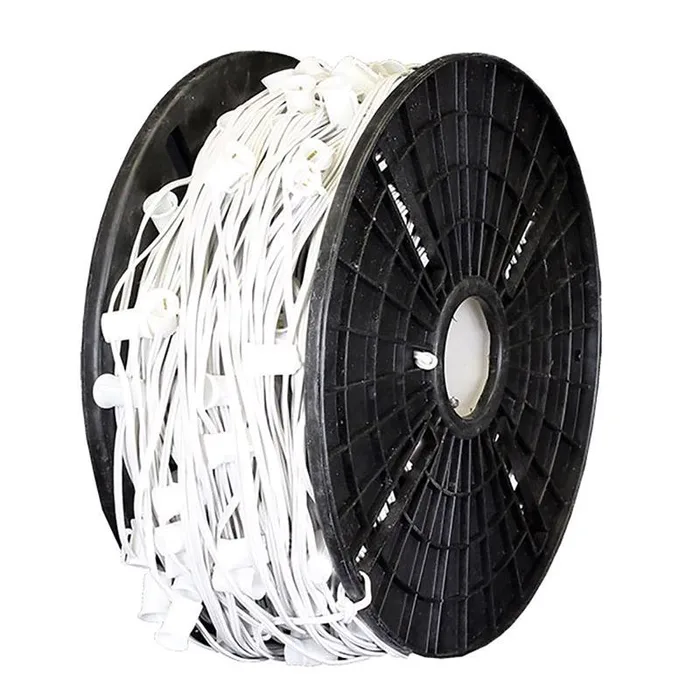 Holiday Bright Lights C9 Socket Light Cord on Reel